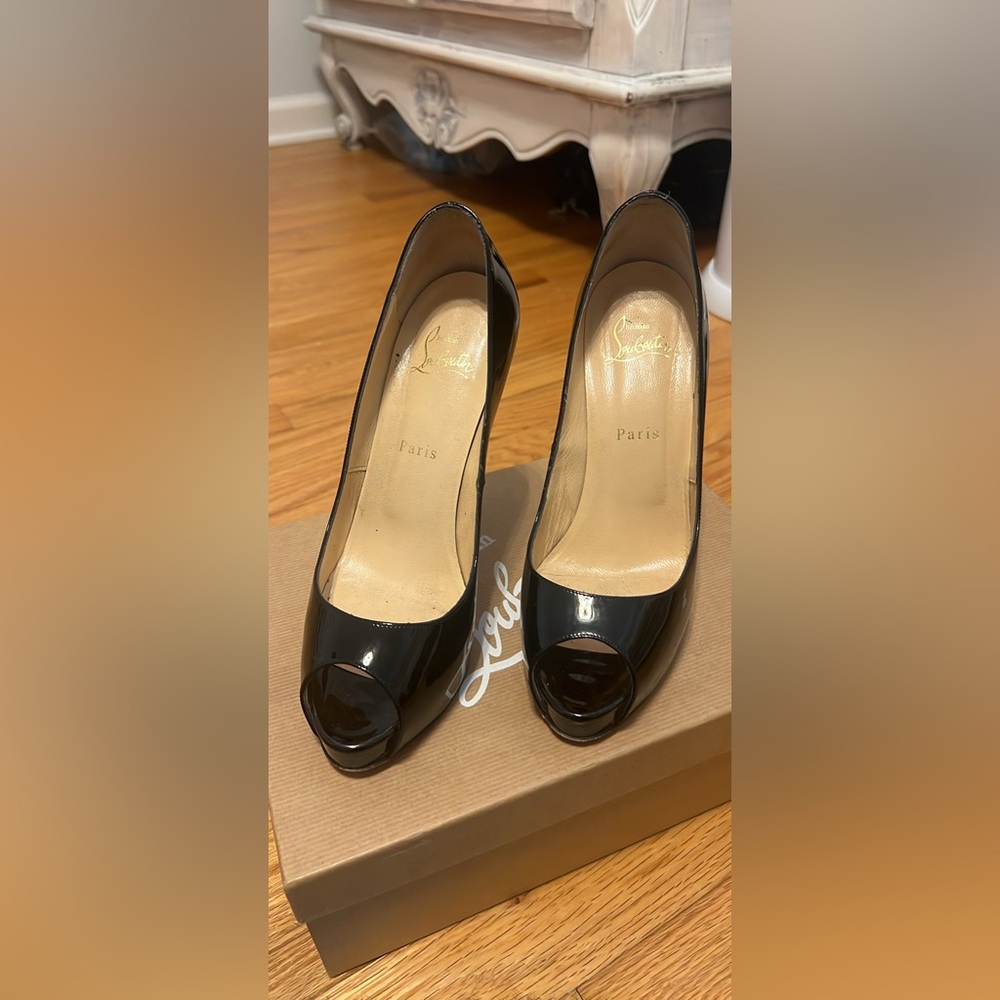 Christian Louboutin VERY PRIVE 120 PATENT CALF